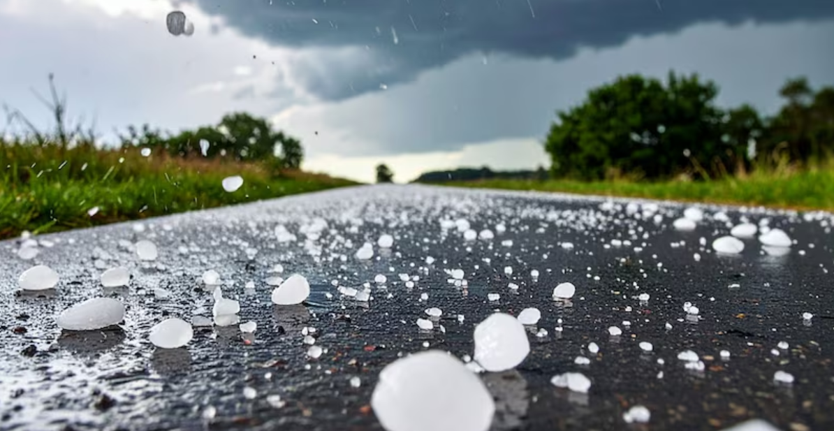 闷热过后，雷雨来袭：将高温转化为冰雹和闪电的机制是如何运作的