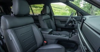 现代圣达菲(Hyundai Santa Fe)推出2026年款。发动机、设备和范围的更新